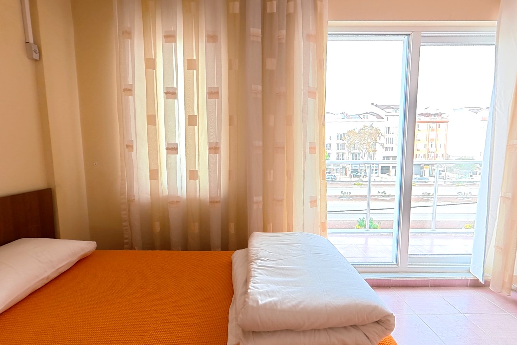 Aile odası, balkon kapısı
